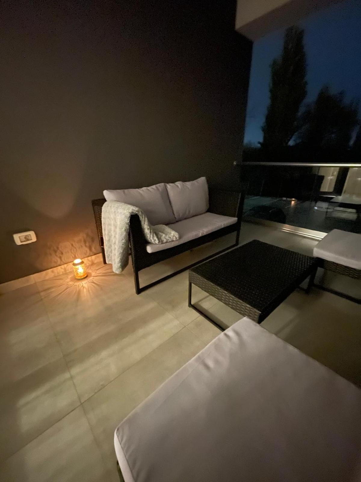 Negruzzi Apartment Dumbravita  외부 사진