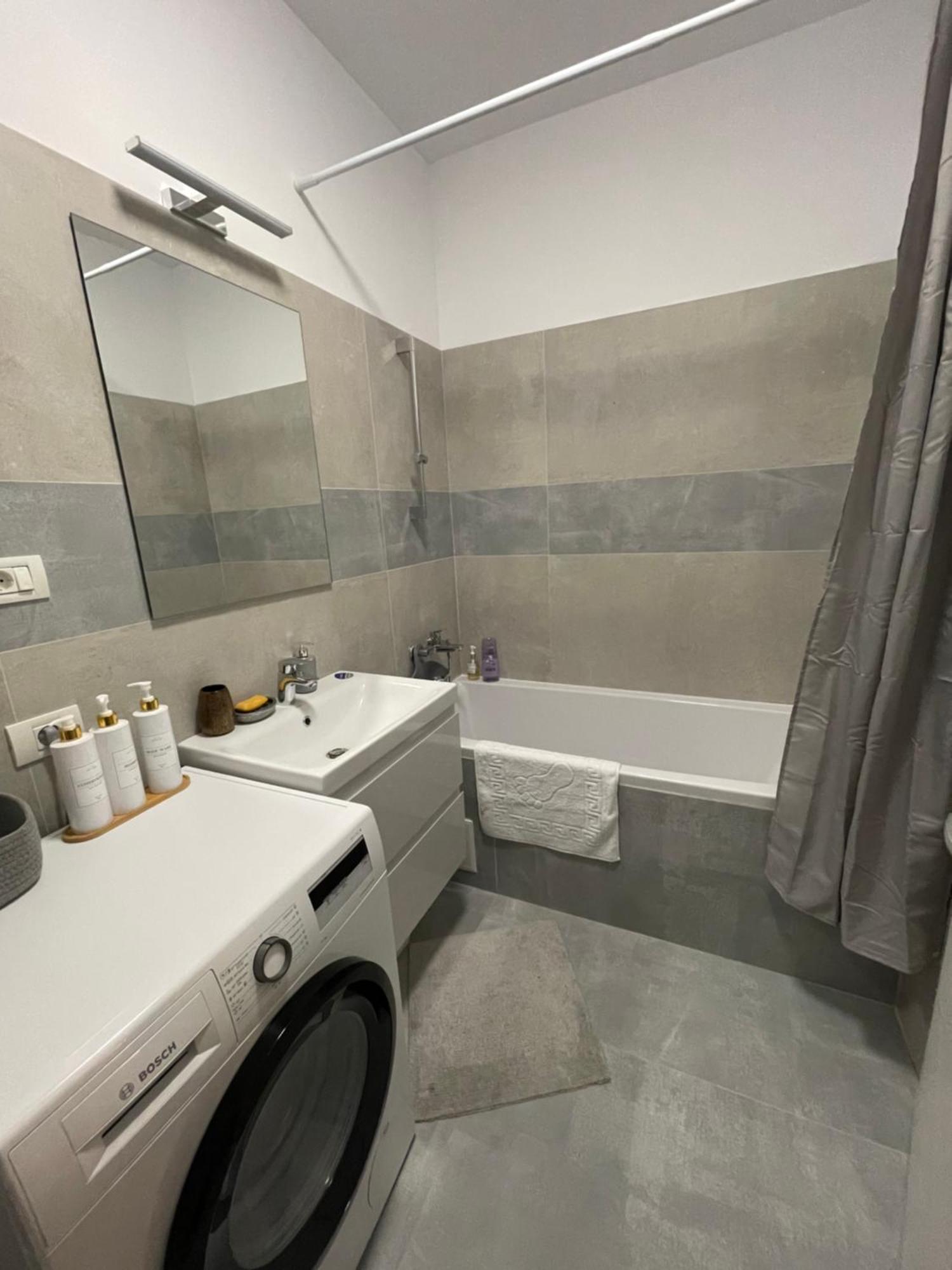 Negruzzi Apartment Dumbravita  외부 사진